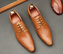 Tasarımcı Kesimler Mesh Nefes Alabaş Elbise Ayakkabı Sandalet Moda İngiliz Erkek İş Partisi Düğün Ayakkabıları Sıradan Loafers Orijinal Deri Daireler Resmi Ofis Ayakkabıları