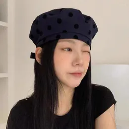 Berets Korean Ins Black Polka Dot Beret Women's Spring Retro Versatile Flat Top Casual Cute Fashion Navy Blue Painter Hat