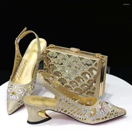 Casual Shoes Doershow Come Matching Women Shoe and Bag Set Decorated Gold Nigerian Italy HFG1-14