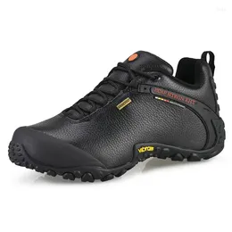 Scarpe casual escursioni uomini donne di qualità arrampicata in montagna non slip trekking stivali da caccia per uomini all'aperto più taglia 36-46