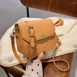 أكياس الكتف حقيبة منديل الحرير يانغكي أنثى 2024 أزياء الأزياء البرية عالية المستوى قطري بسيط