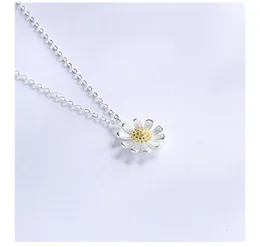 Girlfriend039s birthday gifts S925 sterling silver necklaces women039s silver necklace chrysanthemum necklaces silver cyrsta8570649