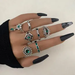 Cluster Rings Vintage Green Crystal Stone Eye Flower Joint Set for Women Trendy Lregular Jewelry Party 7pcs/Set 25930