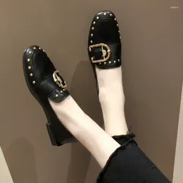 Casual Shoes Low Heel Elegant Square Toe Loafers Normal Leather Rivet Black Ladies Footwear Women's Trend L Lastest Spring Chic