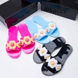 Hausschuhe Sommer 2024 Brasilien Frauen Eierblumen Flip Flops Süße Mädchen Coole Gelee Schuhe Blume Flat Beach Urlaub weiblich