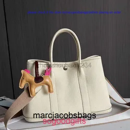 Birkinbag 정원 파티 가방 핸드백 최고 품질의 여성 크로스 바디 디자이너 토트 핸드백 클래식 탑 레이어 cowhide 휴대용 One Cross Body Fashio WHPC