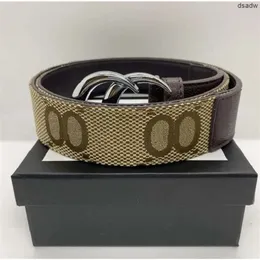 Modedesigner Belt Frau Bronze Schnalle Luxus -Decken Frauengürtel für Herren Frauen AAAA1.1