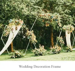 New Wedding Props Arch Hexagonal Wedding Rhombus ferro forjado prateleira de prateleira de decoração de decoração Flores decorativas quadros 3217988