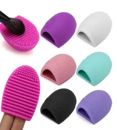 Brand New Make Up Cosmetic brushegg Brushes Cleaner Cleaning Glove Silicone Remover Washing Board Egg Scrubber 8colors gift2981262