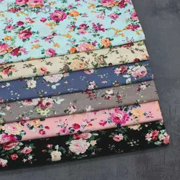 Tyg quiltning tyg bomull Poplin Rose Flower Thin Light Diy Handmade per halv meter D240503