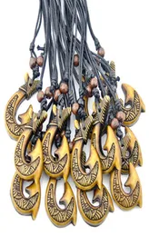 Modeschmuck Whole 12pcs Stammes Yak Knochen geschnitzt Neuseeland Maori Matau Fischhaken Anhänger Halskette für Männer Frauen039s Gif7526505