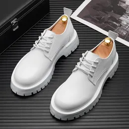 Casual Shoes Mens Fashion äkta läder snörning derby sko svart vit plattform sneakers fest prom klänning gentleman skor zapatos