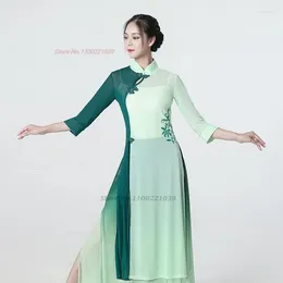 Stage Wear 2024 Chinese Vintage Folk Dance Suit Traditionellt blommuttryck Mesh Qipao Tops Pants Oriental Performance Practice