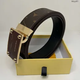 Paski projektantów Men Projekt Paski Klasyczna moda luksusowy przypadkowy litera Business Casual Belt Automatyczne klamra klamra damska męska skórzana szerokość 3,8 cm