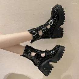 Botlar gerçek deri kare ayak parmağı kemer tokası boş kadın kalın tek platform tıknaz topuklu moda seksi sokak bayanlar ayakkabı