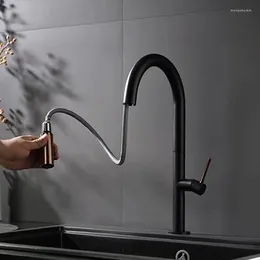 Kökskranar Minimalistisk design Renoveringstillbehör Blandning av kallt och vatten tvättställ alla mässingsutdragbara kranar