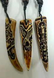 10 pcs Necklace handcarved statue Cool Boy Men039s Imitation Vintage Yak Bone Carved Dragon Hawk Chief Amulet Adjustable Rope 1905972