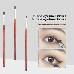 Makeup Brushes Imitation Mahogny Eyeliner Brush Ultra tunn fin vinkel Flat Eyebrow under ögonen Placera exakt detaljer