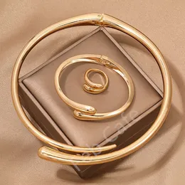 1 zestaw modnych i minimalistycznych temperamentów heavy geometryczny Pierścień Gładka Bransoletka kołnierzyka, zestaw biżuterii pierścieniowej