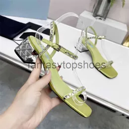 Praddas pada prax prd lyxiga sandaler strass Mid-heel One-Line Square Head Leather Women Comant Fashion Classic Designer Material Importerat NWDW