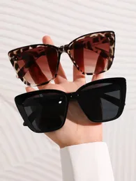Okulary przeciwsłoneczne 2 szt. Modna owalna plastikowa rama wszechstronna ulica po na wakacje w podróży
