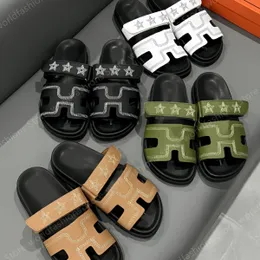 Designers chinelos chypre sandal luxuoso lâminas de luas sandálias de couro para mulheres e homens pluta chinelos de praia plana praia chinelos de fundo 10a sapatos