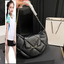 Kids Bags Lüks Marka CC Bag 24c Womens 19 Serisi Alt Omuz Torbaları Altın Metal Donanım Dönüş Kilit Çanta Seri Numarası Lüks Tasarımcı Outoche Sacoche Purse F