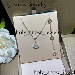 Bulgarie Jewelry Designer Jewelry Woman Luxurys Jewelry Pendant Necklaces Elegant Crosses Design Versatile Trendy Style Christmas Valentine Day Jewelrys 7350