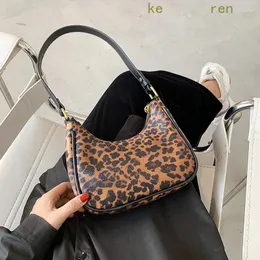 Shoulder Bags Leopard Pattern Underarm Bag PU Leather Crossbody For Women 2024 Trend Handbags Lady Vintage Hand