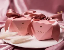 Подарочная упаковка свадебная сувенирия Candy Box Creative Pink Dist Boxes Baby Shower Paper Package Festival Party Party спасибо2470907