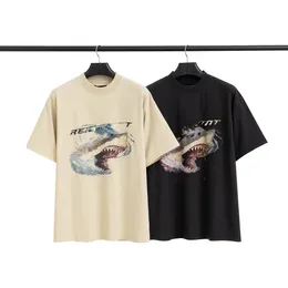 夏のデザイナーTシャツメンズシャツレディースシャツ絶妙なサメのプリントカジュアルTシャツゆるい通気性ストリートハイプホップスタイルティーシンプルカップル服