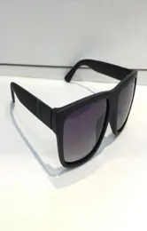 Sunglasses For Men and Women Summer 1124 Style AntiUltraviolet Retro Plate Frosted Full Frame Fashion Glasses Random Box1275143
