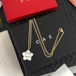 Luxury 18k Gold-Plated Necklace Designer New Star Shaped Pendant Fashionable Design Necklace High-Quality Boutique Gift Necklace Box Birthday Party