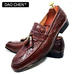 Casual Shoes LUXURY MEN LEATHER BROWN SLIP ON CROCODILE PRINT TASSELS DRESS MES WEDDING OFFICE BANQUET LOAFERS