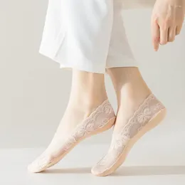 Mulheres meias de malha macia renda de moda elástica rasa de revestimentos de corte de corte respirável Sox Flor Bow Hosiery