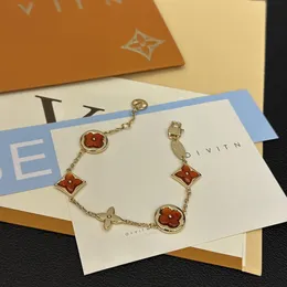 Bracciale oro 18K di lusso Bracciale di lusso designer di marca di lusso di alta qualità bracciale rosso bracciale di alta qualità regalo romantico di alta qualità regalo con boutique per feste di nozze in scatola