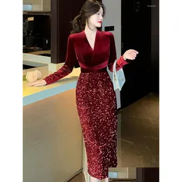 Vestidos casuais básicos 2023 Red Veet Trabalho lantejous de luxo vestido midi inverno inverno grosso quente mulheres coreanas vintage preto entrega dh8hr