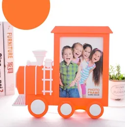 Creative Cartoon Train Picture Frame Children and Babies Bildram för bordplast 7 tum Bildramar Vägg hängande9153637