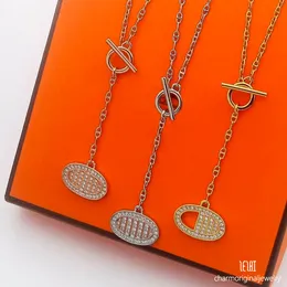 Choker Halskette Designer Halskette für Frau Europa Amerika Mode Schmuck Sätze Frauen Lady Titanium Stahl 18k plattiert Gold Ohrringe Halsketten Set Diamond Anhänger