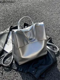 Skolväskor kvinnor ryggsäckar mode kvinnliga axelväska flickor reser ryggsäck pu läder påsäck silver bols bolsas para mujeres