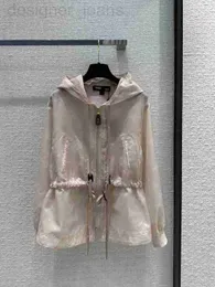 Damenjacken Designer Milan Runway 2024 Neue Frühlingssommer-Sommer-Kapuze Langarm-Oberbekleidung Marke Gleiche Style Coats Designer Tops 0424-3 NY2U