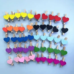 Decorative Figurines Clip Crafts Pendant 3cm Mini Po Colorful Love Small Wood Home Decoration