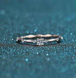 925 Test di diamanti argento Passato 01 Carat 3mm E Colore Anello moissanite Perfect Cut Mini Fillaling Mini Diamond Rings for Girl C46214283