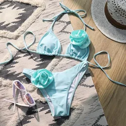 Kvinnors badkläder sexig 3D Flower String Micro Mini Bikinis Ställer in två stycken Halter Swimsuit vadderad thong kvinnlig baddräkt Biquini