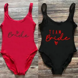 Kvinnors badkläder Team Bride One Piece Swimsuit Woman Bikini Bathing Suit Wedding Party Beachwear Low Back Maillot de Bain Femme