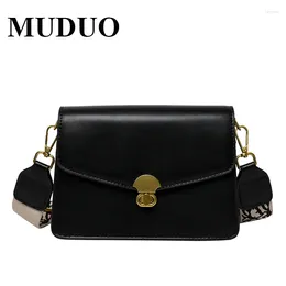 Bag MUDUO Vintage Leather Pattern Shoulder Bags For Women Wide Strap Lock Design High Quality Work Ladies Messenger 2024