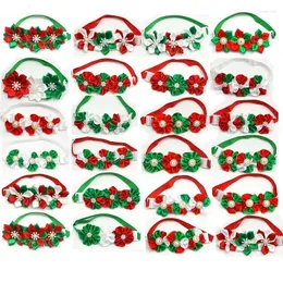 Hundkläder 50 st/lot Pet Bow Ties Christmas Cat Bowties Collar Red Green White Grooming Accessories