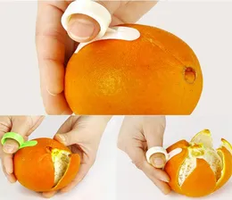 Citron Citrus Peeler Parer Finger Type Open Orange Peel Orange Device Plastic Orange Stripper Peeling Kitchen Fruit Tool hela 2516333