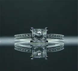2020 Luksusowa księżniczka Cut 06ct Lab Diamond Ring Real 925 Srebrne Srebrne zaręczyny Pierścienie dla kobiet biżuteria dla kobiet 1048518