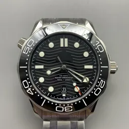 Sea Master 300m 210.30.42.20.01.001 AAAAA 5A Quality 1: 1 Superclone VSF Factory Watches 42mm Men Meanical 8800 Movement مع مربع الهدايا مقابل
